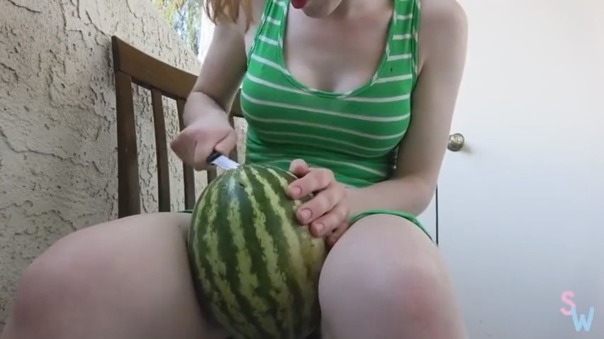 Shemale Fuck Watermelon